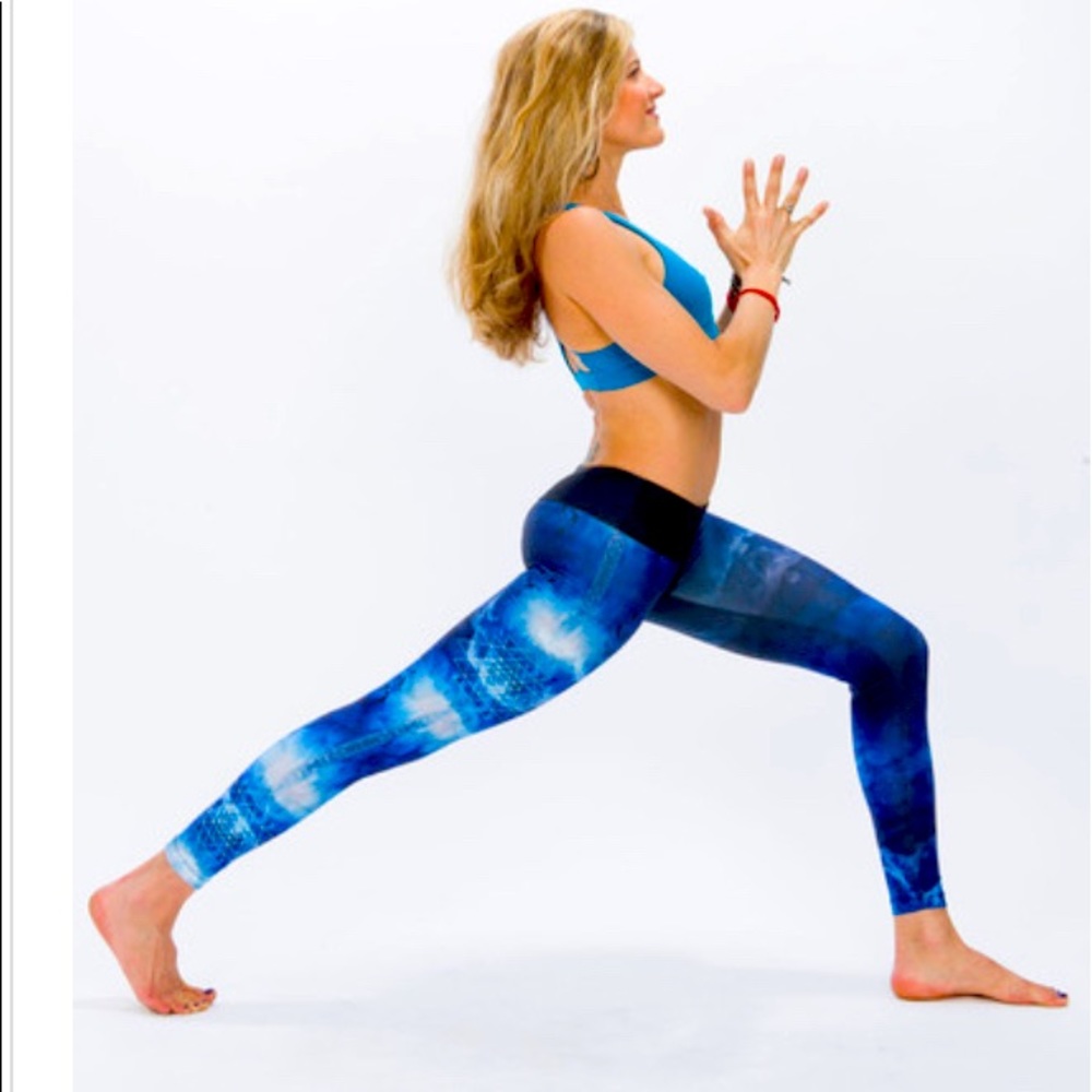 Om Collection H2O leggings size Small